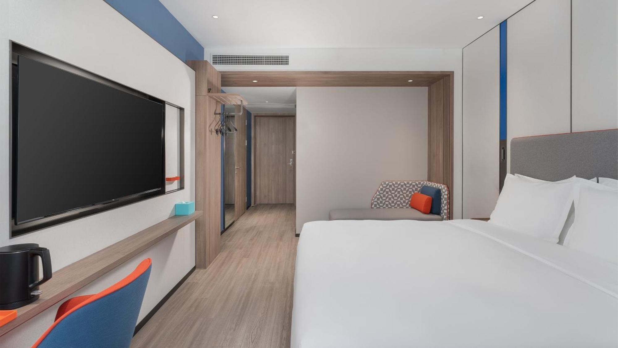 Holiday Inn Express Qingdao Shibei By Ihg Zewnętrze zdjęcie