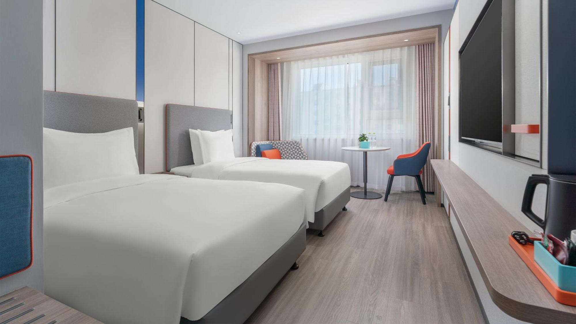 Holiday Inn Express Qingdao Shibei By Ihg Zewnętrze zdjęcie