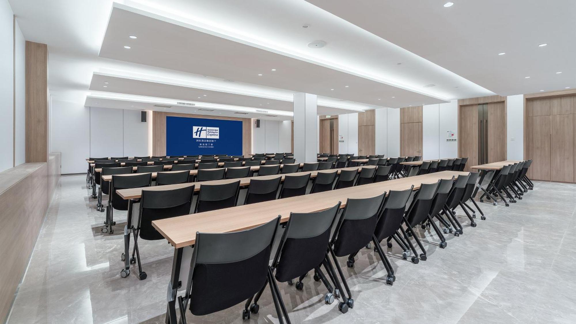 Holiday Inn Express Qingdao Shibei By Ihg Zewnętrze zdjęcie