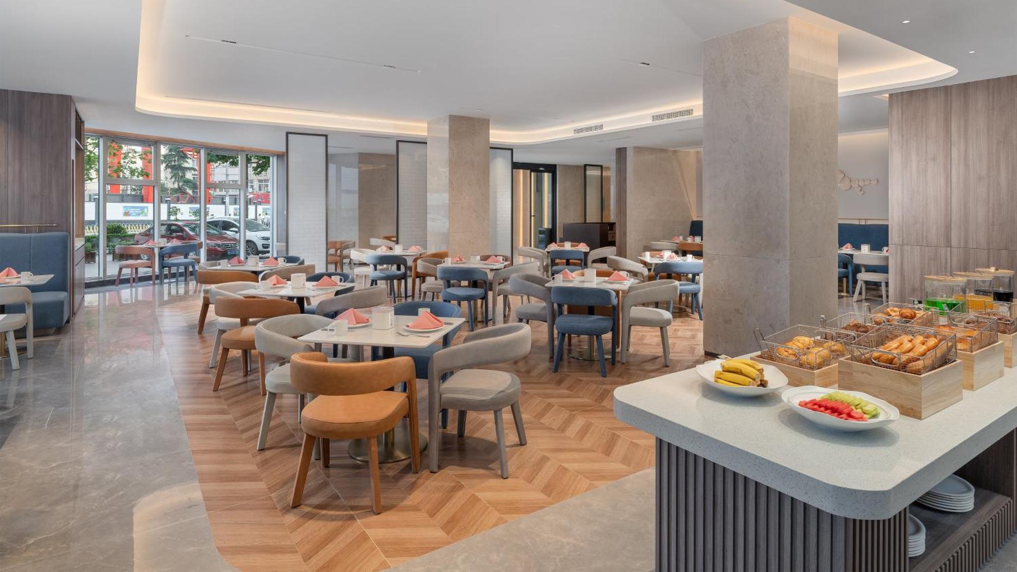 Holiday Inn Express Qingdao Shibei By Ihg Zewnętrze zdjęcie